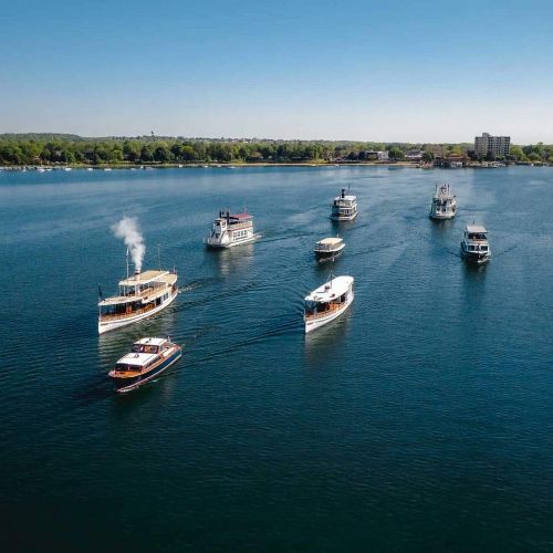 Baby and Beach Gear | Elite Lake Rentals: Lake Geneva Vacation Rental ...